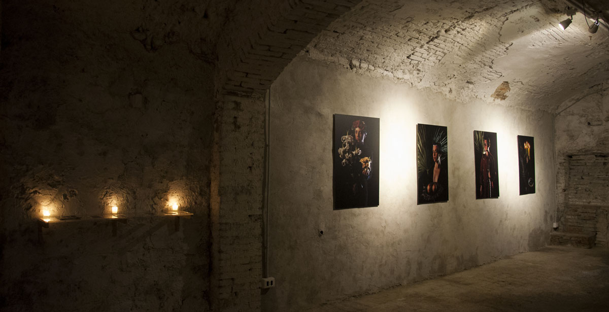 Interrato-foto-sante-e-santini